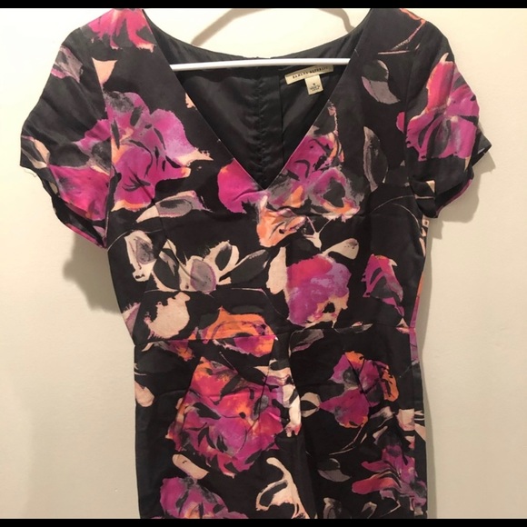 Banana Republic Flowered Pink Dress- size 6 - Picture 2 of 4